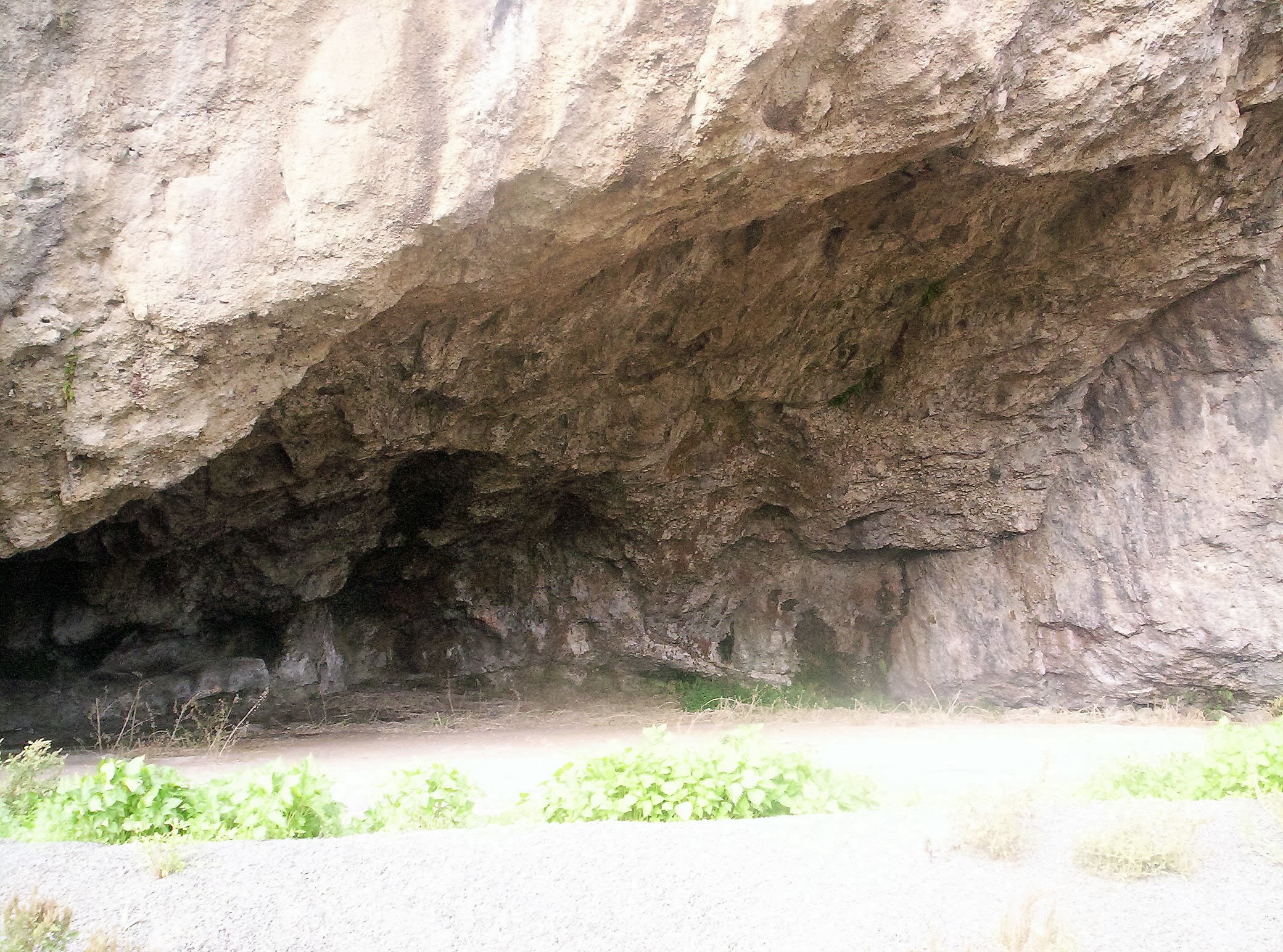 palikè, the cave