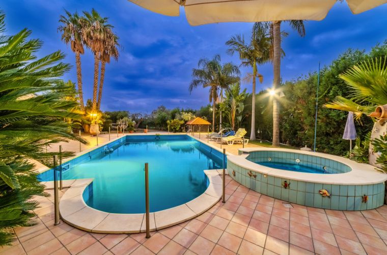 Pool and Jacuzzi