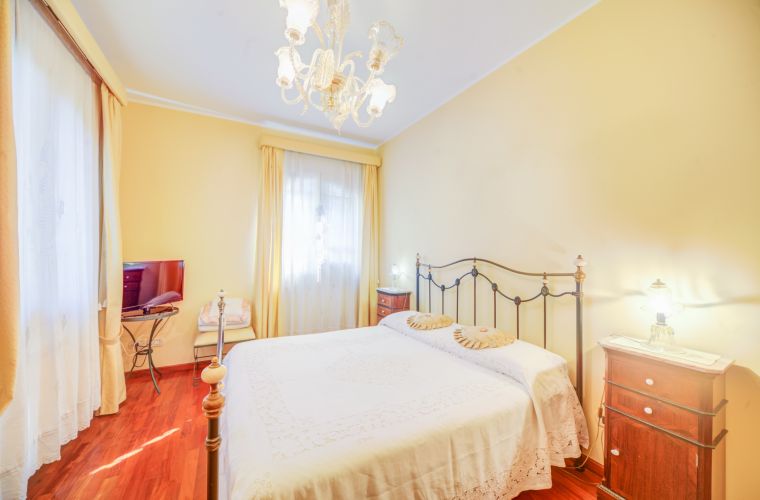 Gound floor bedroom