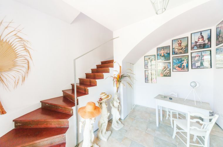 Elegant staircase to the first floor