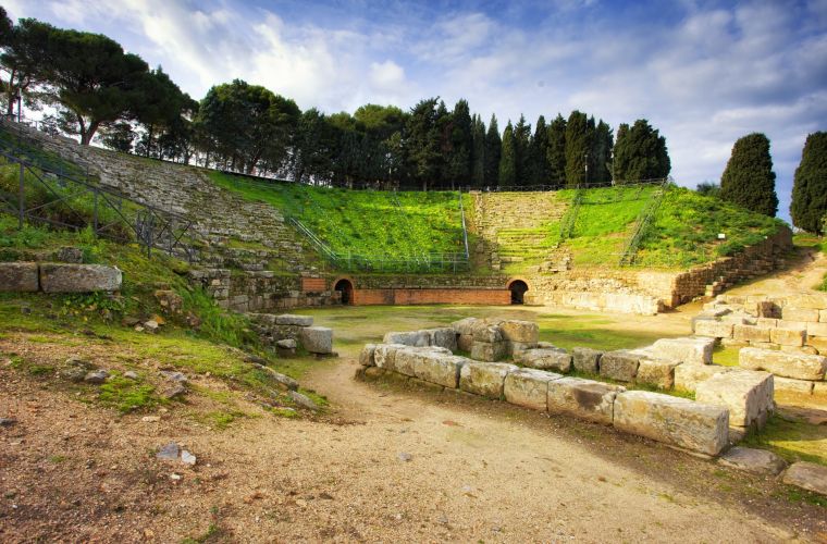 An enchanting place that worth a visit is Tindari (14 kms) with its Sanctuary and the fascinating ruins of a Greco-Roman settlement.
