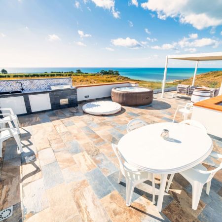 Barbecue, jacuzzi, lounge, seascape