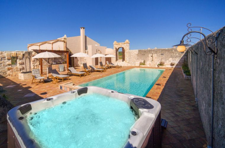 Pool and Jacuzzi