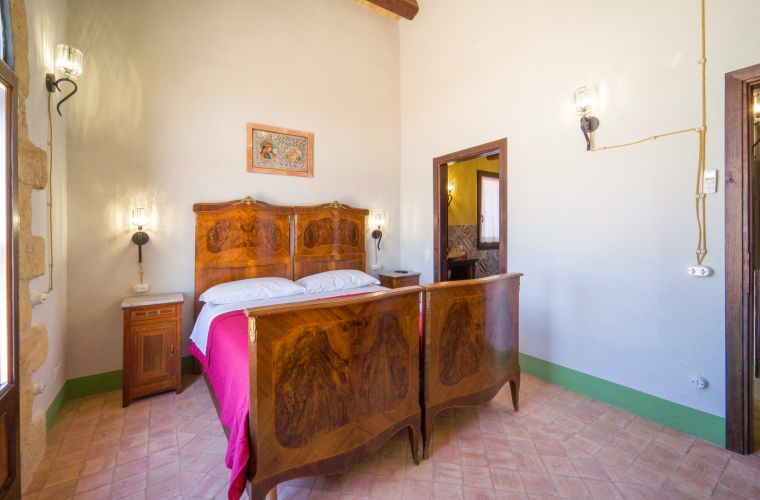 Double bedroom en-suite on the ground floor