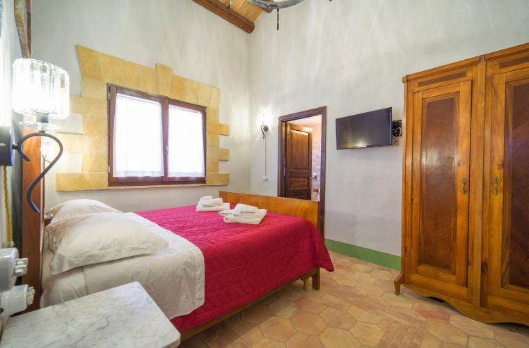The other double bedroom en-suite on the ground floor