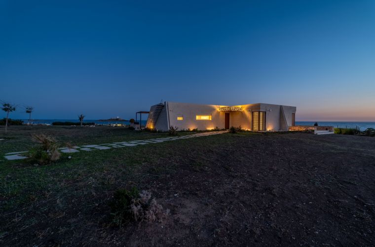 Night on the villa