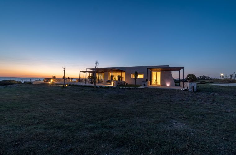 This house is called Ultima (the Last in the Italian) because it is the last European house on the mainland, the most southern.