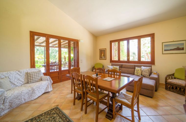 Ground floor: dining room