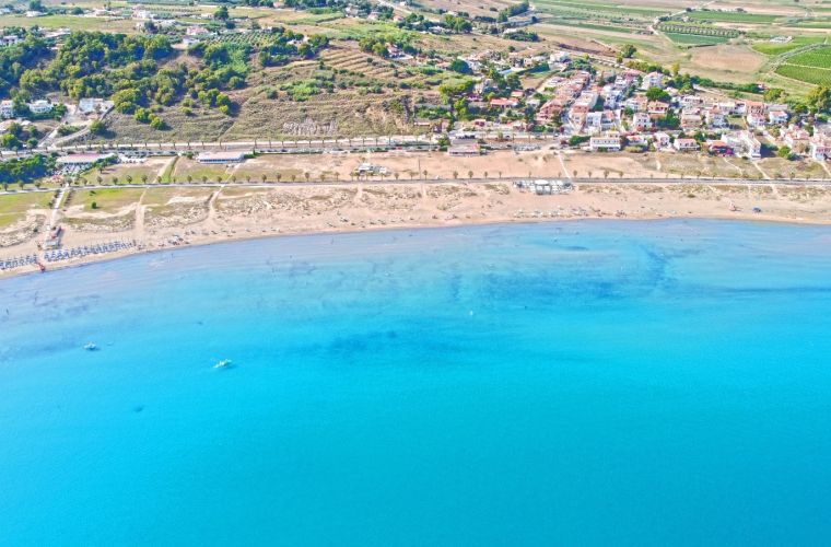 Mamma Tatiana is located 1,5 kn from the sea village of Portopalo