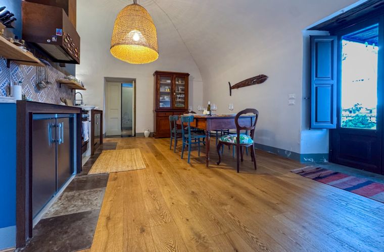 Elegantly furnished and fully equipped, strategically located between Etna, Catania and Taormina.