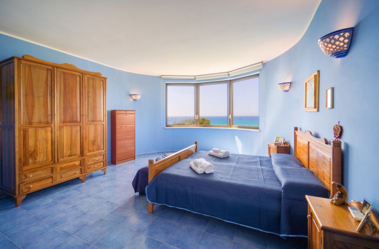 Master en-suite