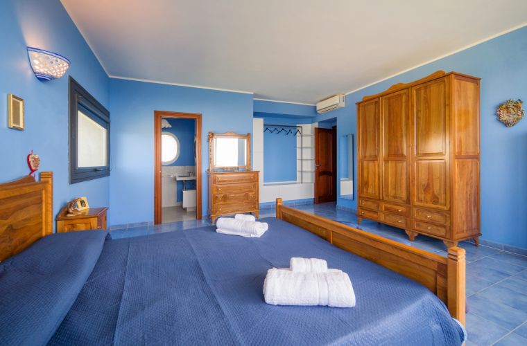 Master en-suite