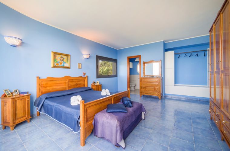 Master en-suite
