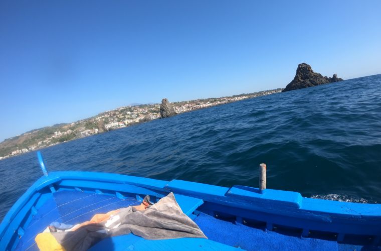 Acitrezza, 10 kms away
