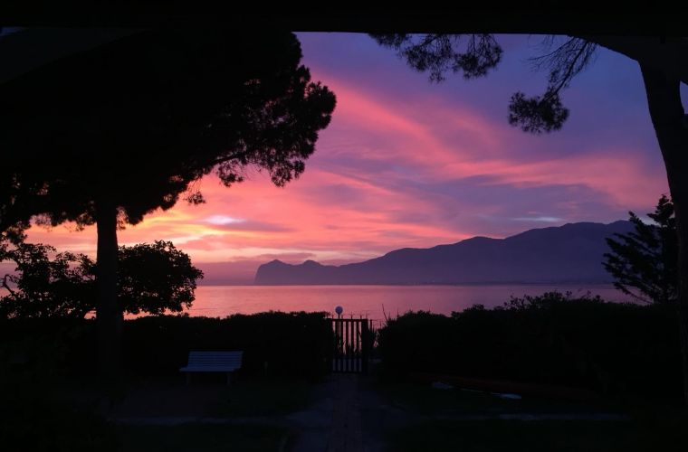 Dawn at Mamma Longa