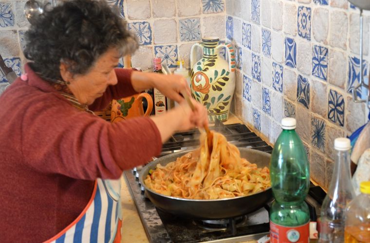 Pasta alla sciclitana, with tomato sauce and cauliflowers